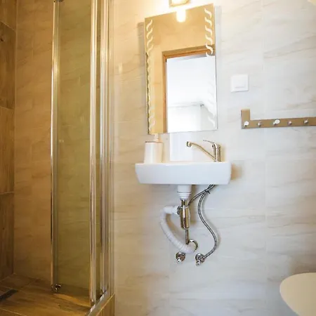 Mysliwska Bed & Breakfast 3*