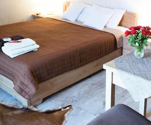 Bed & Breakfast Mysliwska 3*